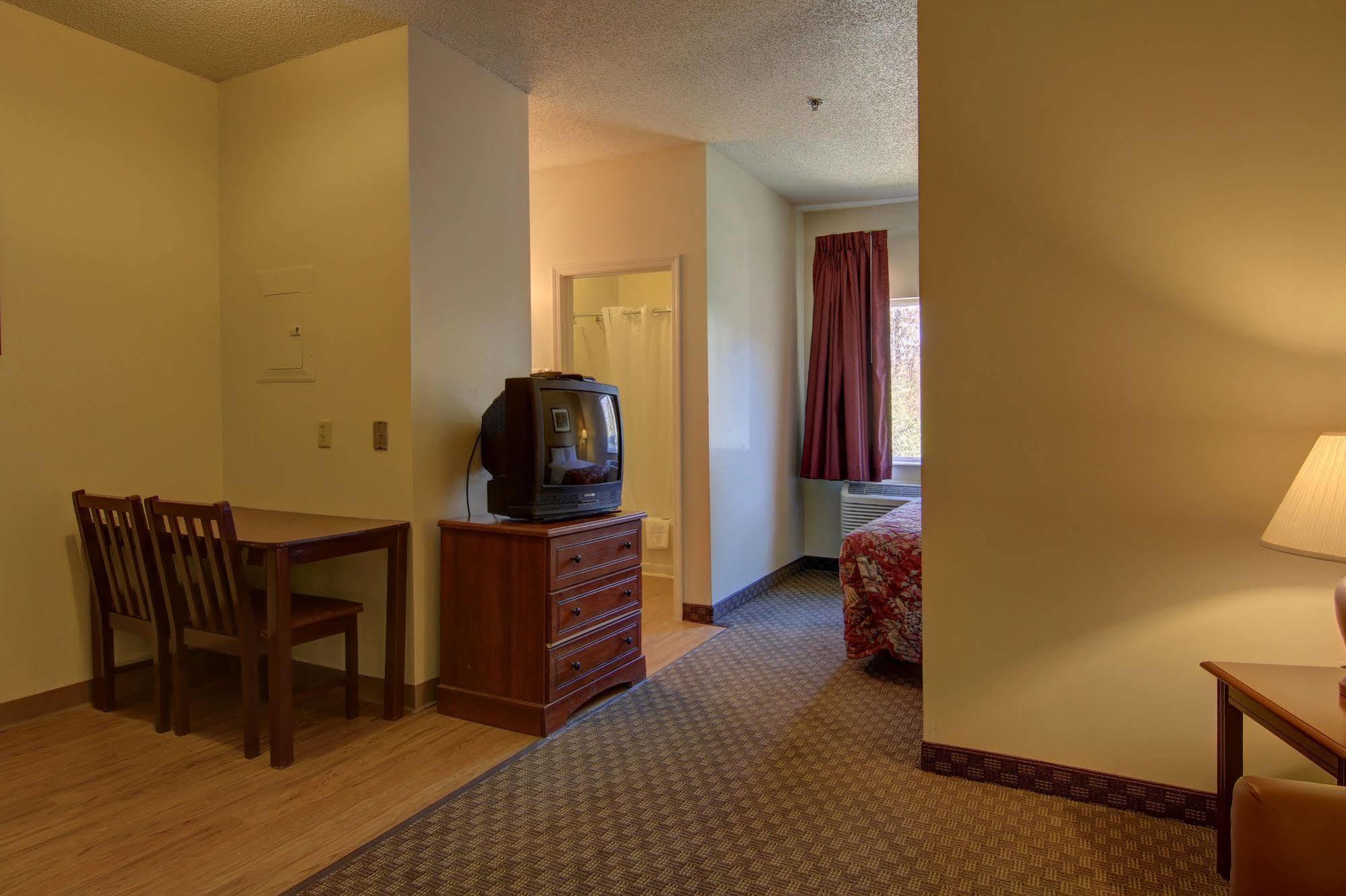 Intown Suites Extended Stay Atlanta Ga - دولوث المظهر الخارجي الصورة